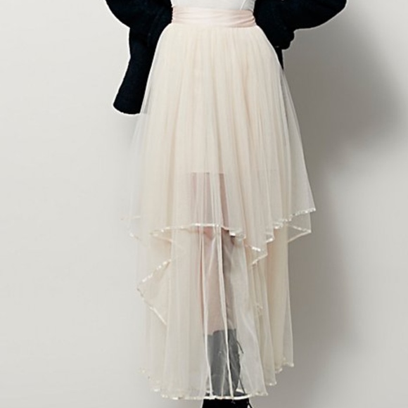 Free People Dresses & Skirts - NWT FREE PEOPLE KEEP ME TUTU MAXI SKIRT